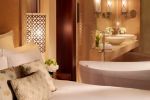The Ritz-Carlton Dubai Deluxe Room - Bathroom